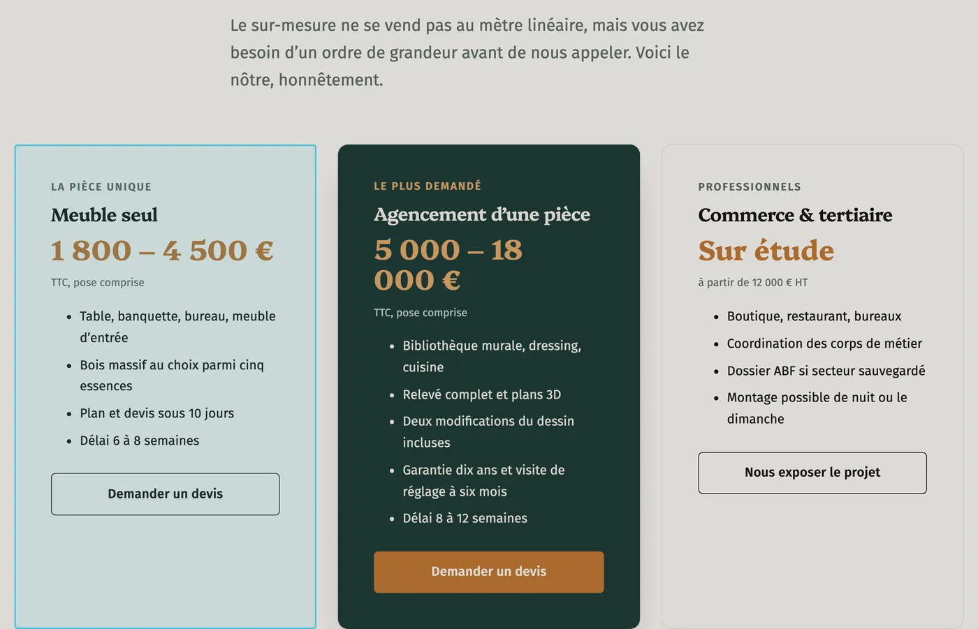 Mode capture : la première carte de tarif, survolée, est encadrée ; les deux autres attendent.